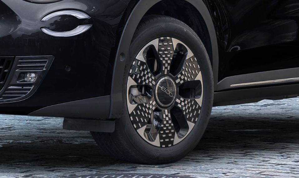 18インチ ダイヤモンドカット アルミホイール