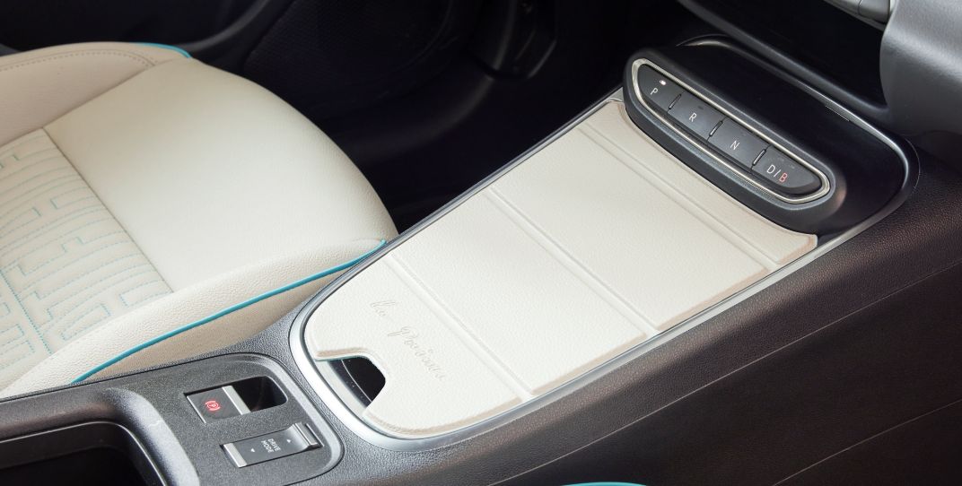 センターコンソールパッド  La Prima